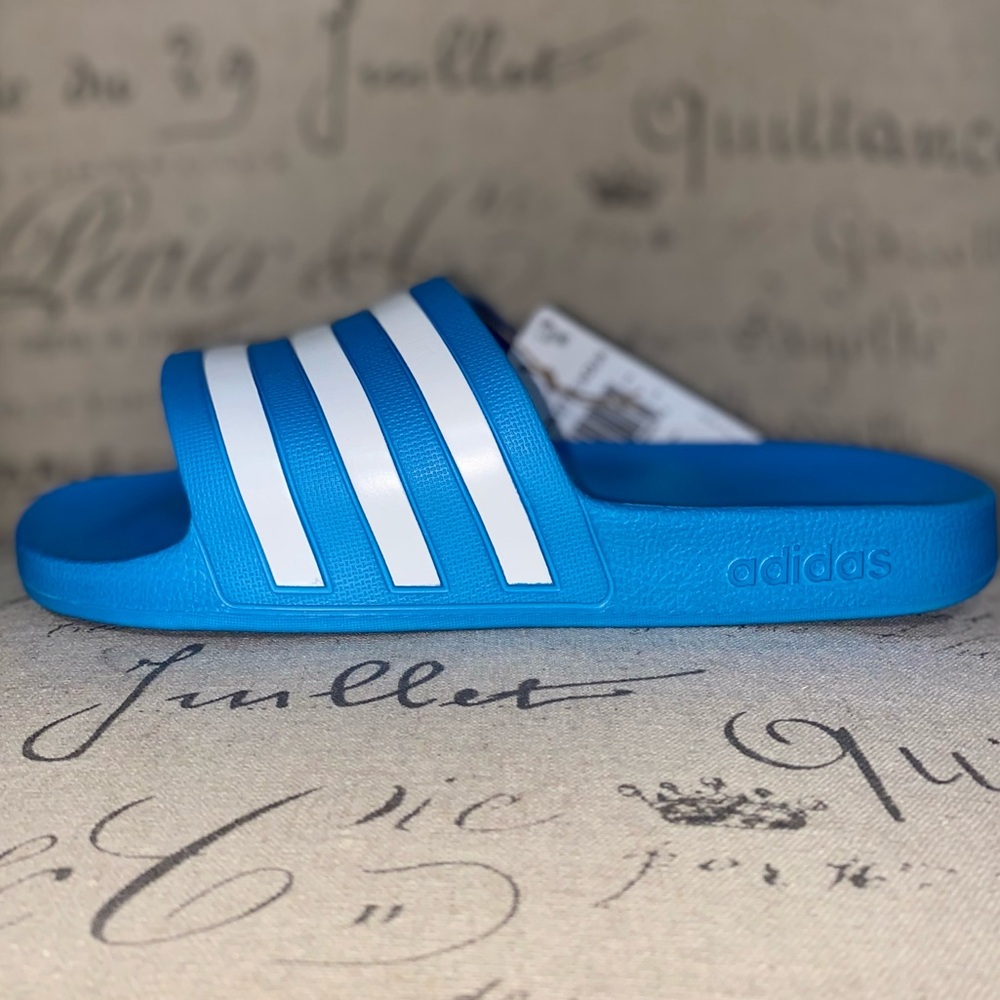 ADIDAS Unisex NEW